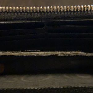 Gucci Bags - Black leather Gucci wallet Gucci Bags - Black leather Gucci wallet